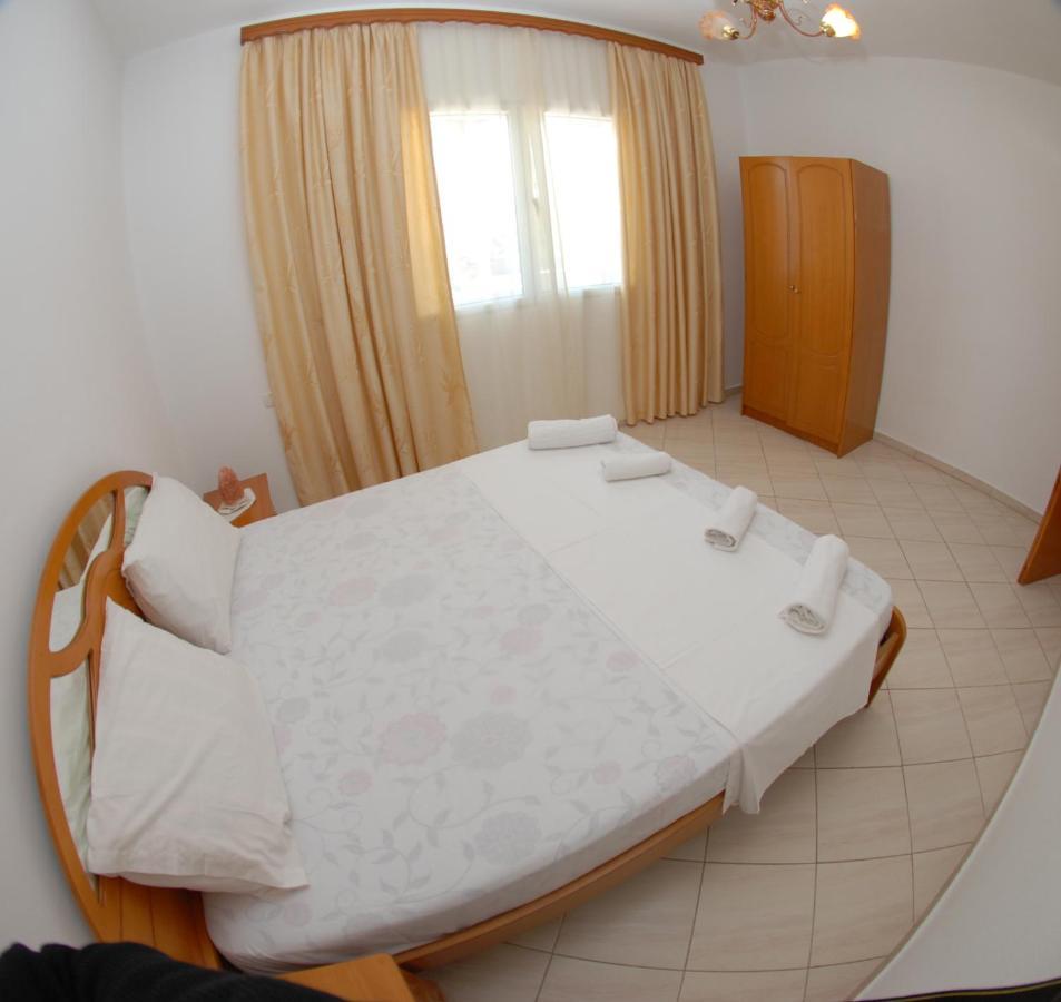 Apartment Enea *