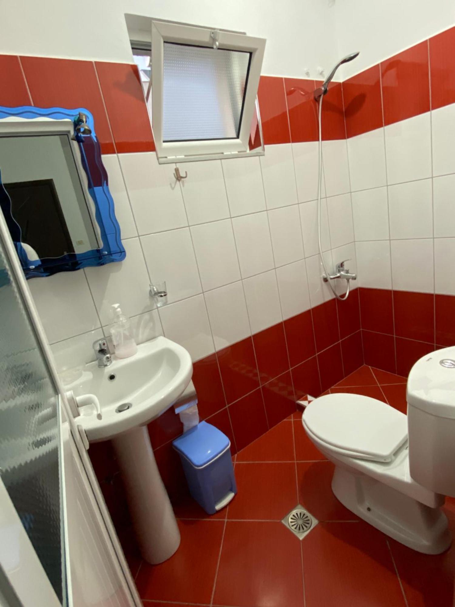 Apartment Enea *